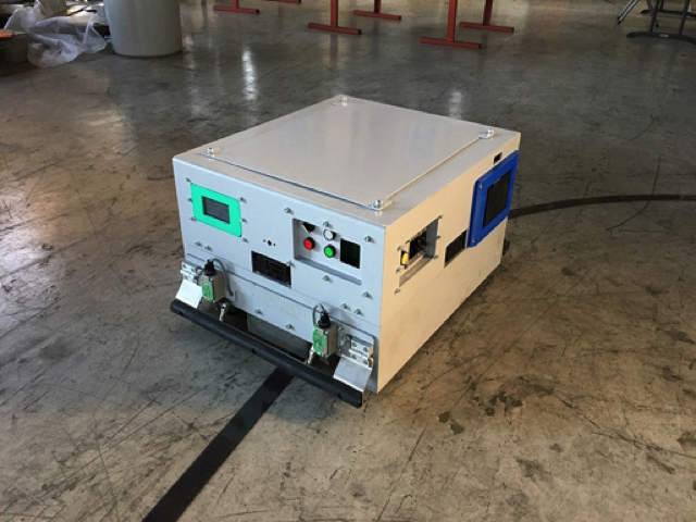 積載型 AGV