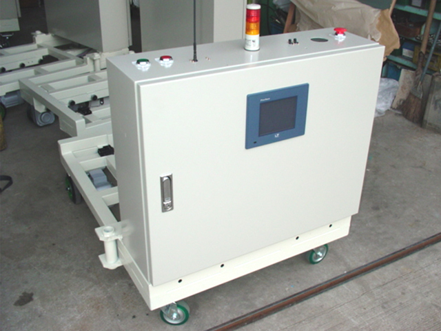 牽引型 AGV
